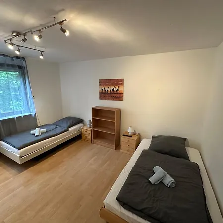 Gaestezimmer,monteurzimmer & Eda *